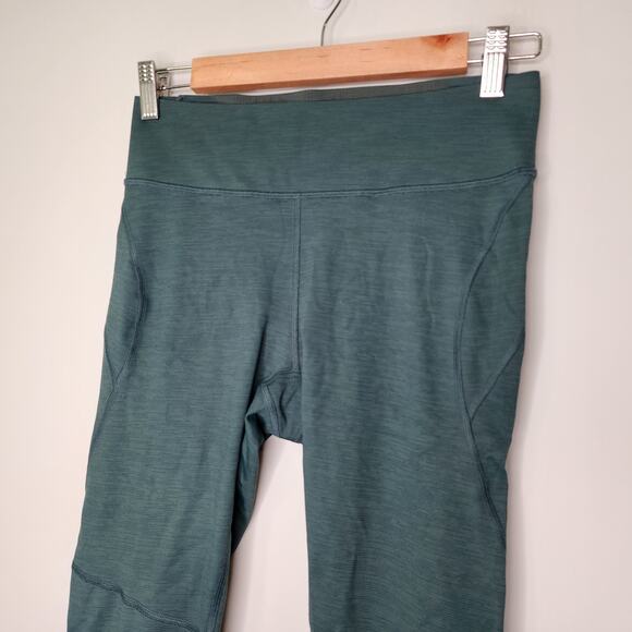Outdoor Voices Flex Cropped Athletic Capri Capri Green Medium - Picture 5 of 10
